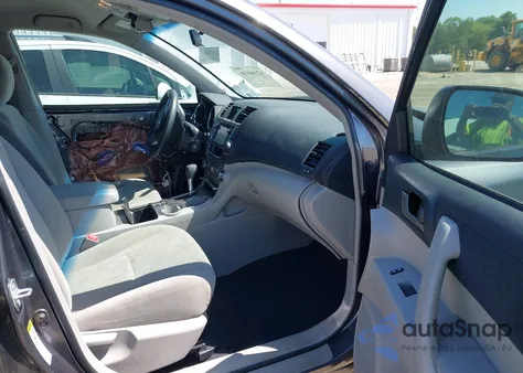 2013 Toyota Highlander Base Plus V6 из США, поврежденный, VIN 5TDZK3EH5DS138587